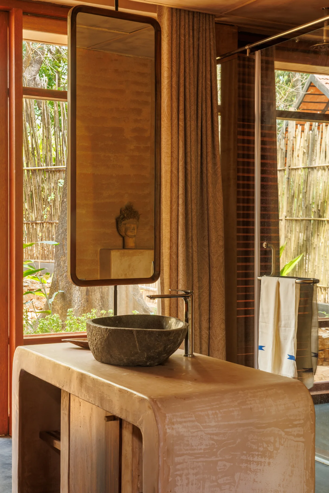 the master bedroom toilet