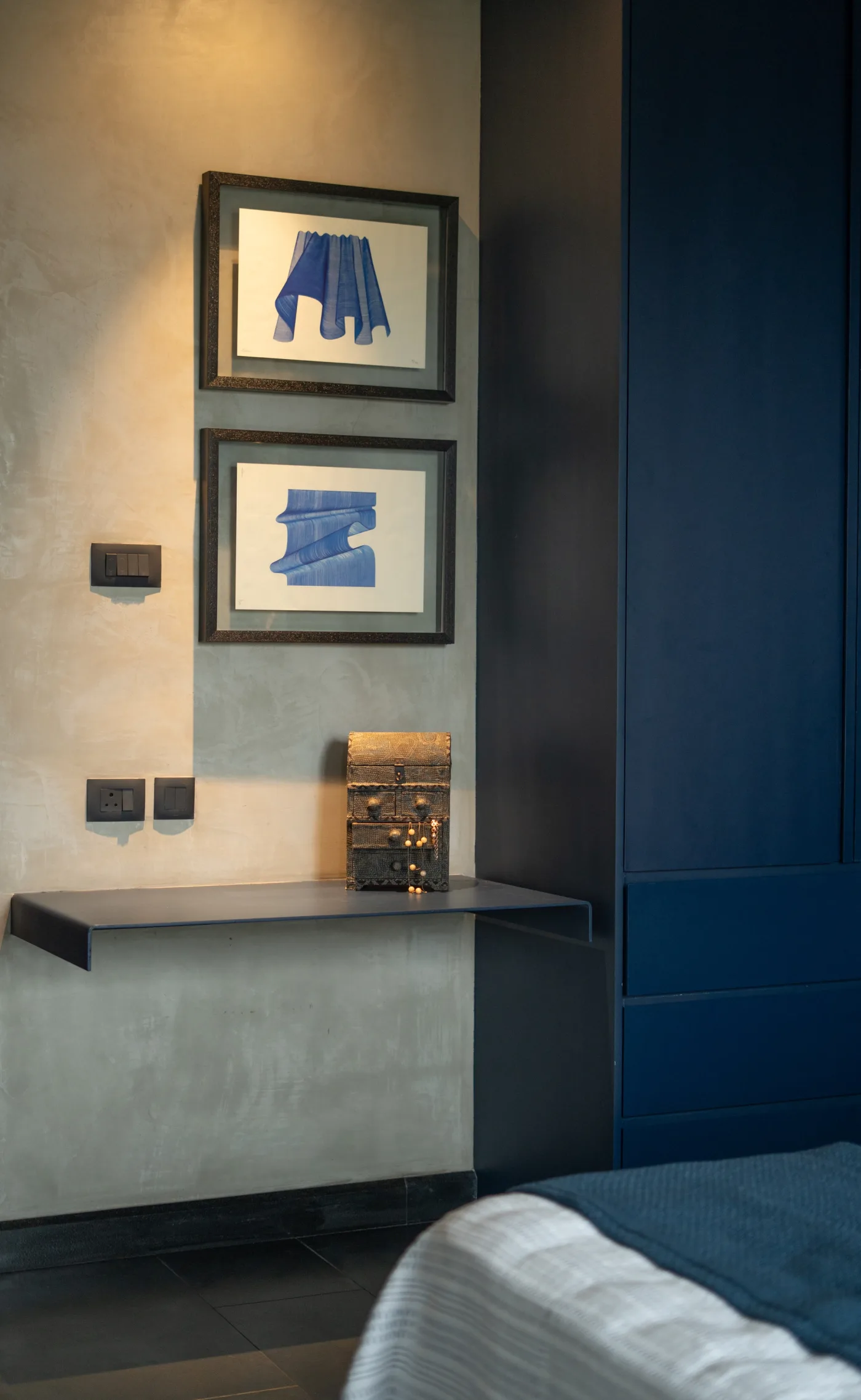 the second bedroom study area